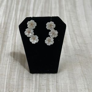 Drop Down Dangle Flower Earrings